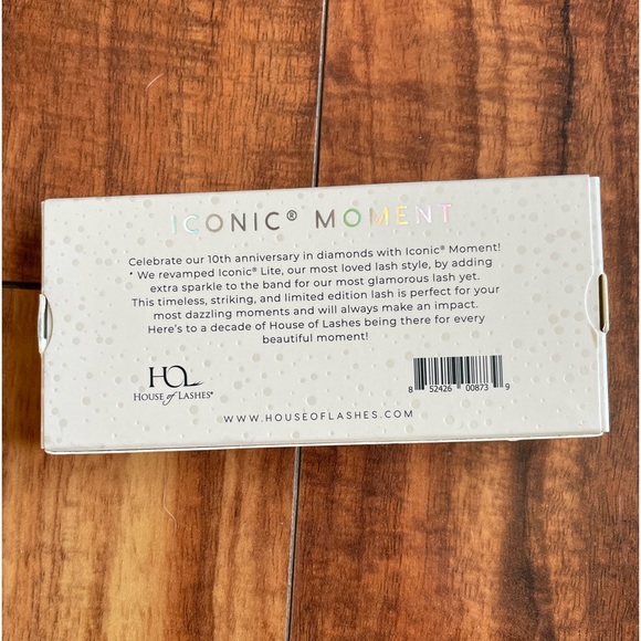 House of Lashes Lash curler and iconic moment eyelashes - Picture 3 of 6